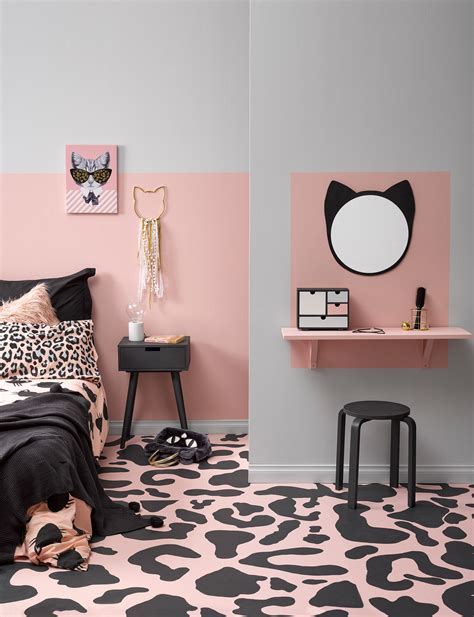 cat themed bedroom decor|full cat photo bedroom.